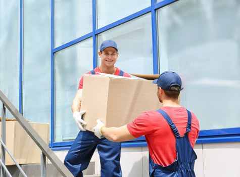Removal van support for a local Croydon home move