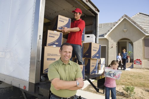 Local student removals service supporting a move in Croydon