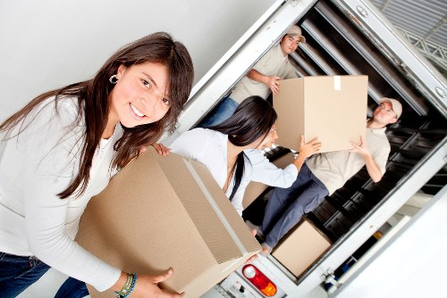 Flexible van-based removals and furniture transport